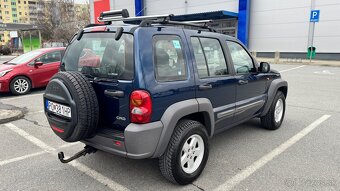 Jeep Cherokee KJ 2,8 CRD - 6