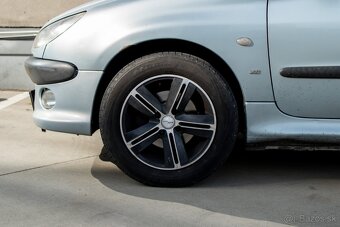 Peugeot 206SW - 6