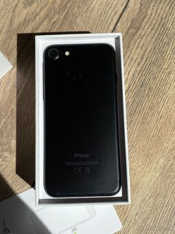 iPhone 7 - 6