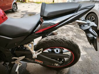 Honda 500 Hornet 2024 - 6