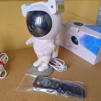 Projektor nočnej oblohy pre deti do izby 2 za 1 - 6