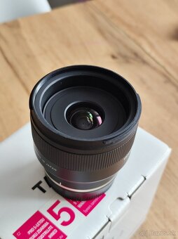 Tamron 24mm f/2.8 Di III OSD M 1:2 FE - 6
