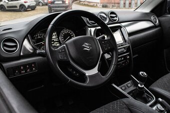 Vitara 1.4 103kW, 4x4, M6, Ellegance+ Panorama Nová STK - 6
