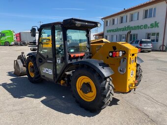 JCB 2015 4x4 čelný nakladač VIN 216 - 6