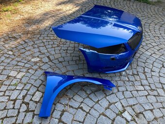 naraznik Octavia 3, III,Kapota moda race blue, Blatnik 8X8X - 6
