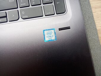 Hewlett Packart Zbook 15u G3 - 6