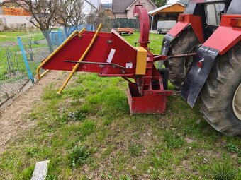 Štiepkovač za traktor chipper - 6
