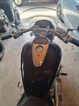 Suzuki intruder VZR 1800 - 6