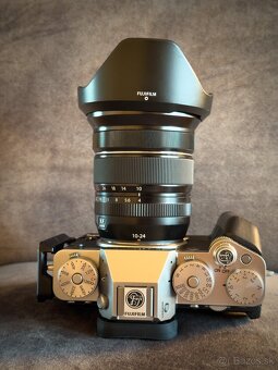 Predám profesionálny Fujifilm X-T5 s objektívmi - 6