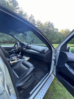 BMW  X5 - 6