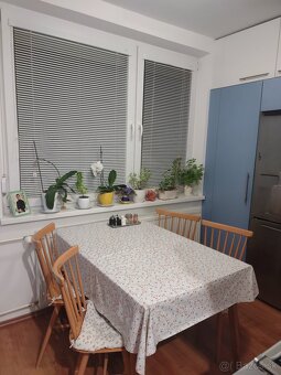 2 i byt na sídlisku Juh - 6