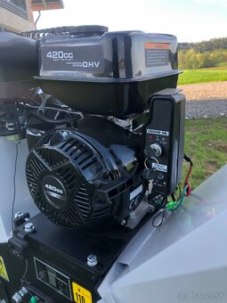 Štiepkovač dreva LUMAG, šírka rezu 15 cm, z Nórska, 16 km, 2 - 6