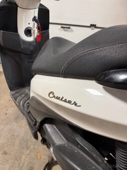 Piaggio Carnaby 300 - 6