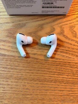 Predám v TOP stave AirPods Pro - 6