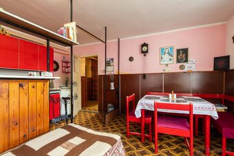 ZNÍŽENÁ CENA RODINNÝ DOM V PREŠOVE S VEĽKÝM POZEMKOM - 6
