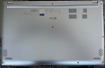 Asus X512U - 6