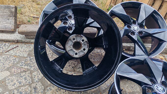 5x100 R17 --- ŠKODA KAMIQ , SCALA - 6