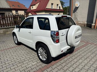 Suzuki Grand Vitara 1.6 78kW 2007 144513km 4x4 - 6