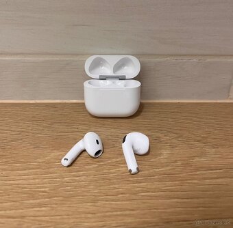 Airpods 4 - 6