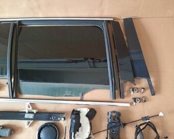 diely dverí Octavia 3 combi - 6