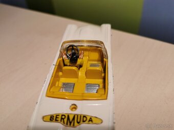 Corgi toys Ford Thunderbird - 6