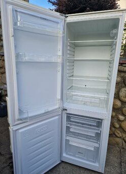 Electrolux chladnička s mrazničkou dole - 6