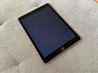 iPad Air 2.gen., 64 GB space gray - 6