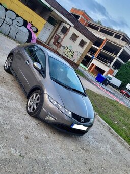 Predám Honda civic 2.2 ctdi 103kw - 6