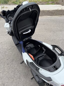 Honda Forza 125 - 6