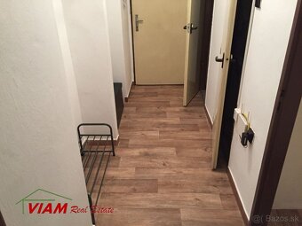 Na predaj 3 izbový byt Trenčín, 28. októbra - 6