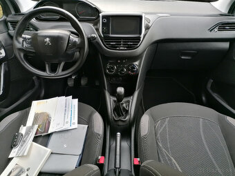Peugeot 208 1,2 - 6