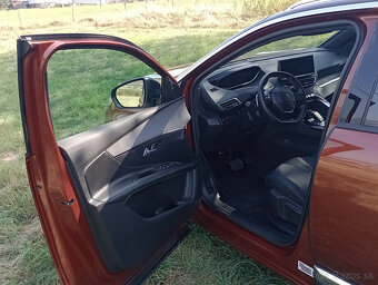 Peugeot 5008_1.5cm3_96kW, automat, 2023 - 6