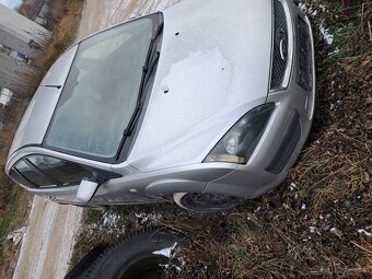 Rozpredám ford fokus - 6