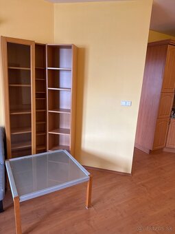 Za symbolickú cenu je možnosť aj osobitne najlepšie komplet - 6