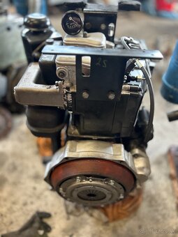 Predám motor Slavia 2s90 , tz4k14 , mt8 132, malotraktor - 6
