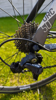 Predám cestný bicykel Kellys URC 50 2015 – Karbónový rám - 6