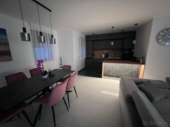 Luxusný 3-izbový apartmán Chorvátsko- Vodice, 180m od pláže - 6