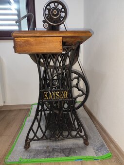 Šlapací šijací stroj KAYSER - 6