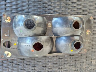 Skoda 120l zadne svetla - 6