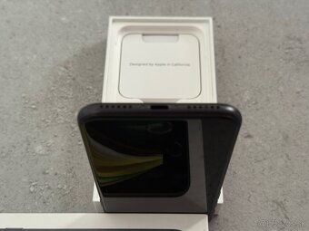 iPhone SE 2020 - 6