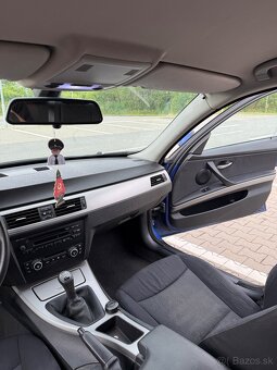 Bmw E90 318d - 6
