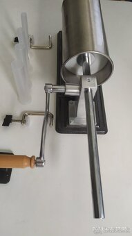 Plnička na klobásy-narážačka - 6