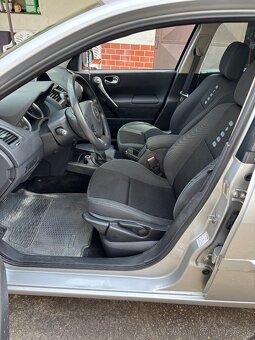 Renault Megane II 1.9dci 96kw - 6