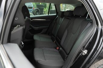 Škoda Octavia Combi 4 2.0 TDI Style - Len 112tis. KM - 2021 - 6