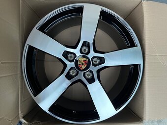 PORSCHE PANAMERA alu kola 20" nové, originál  - 6
