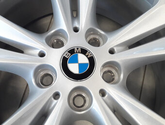 BMW X1 F48 17" Styling 564 - 6