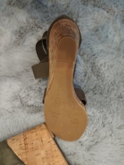 Sandále na platforme Graceland veľmi 39 - 6