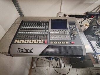 Predám mix Roland VS-1680 - 6