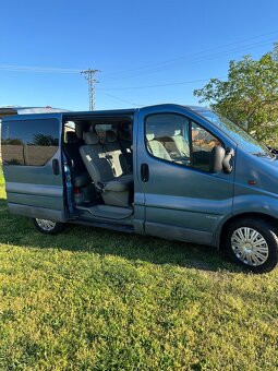 Opel Vivaro 2,5 CDTI r. 2005 - 6