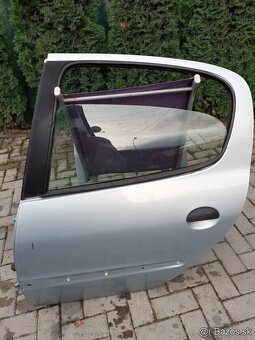 Predam zadne soferove dvere na peugeot 206 - 6
